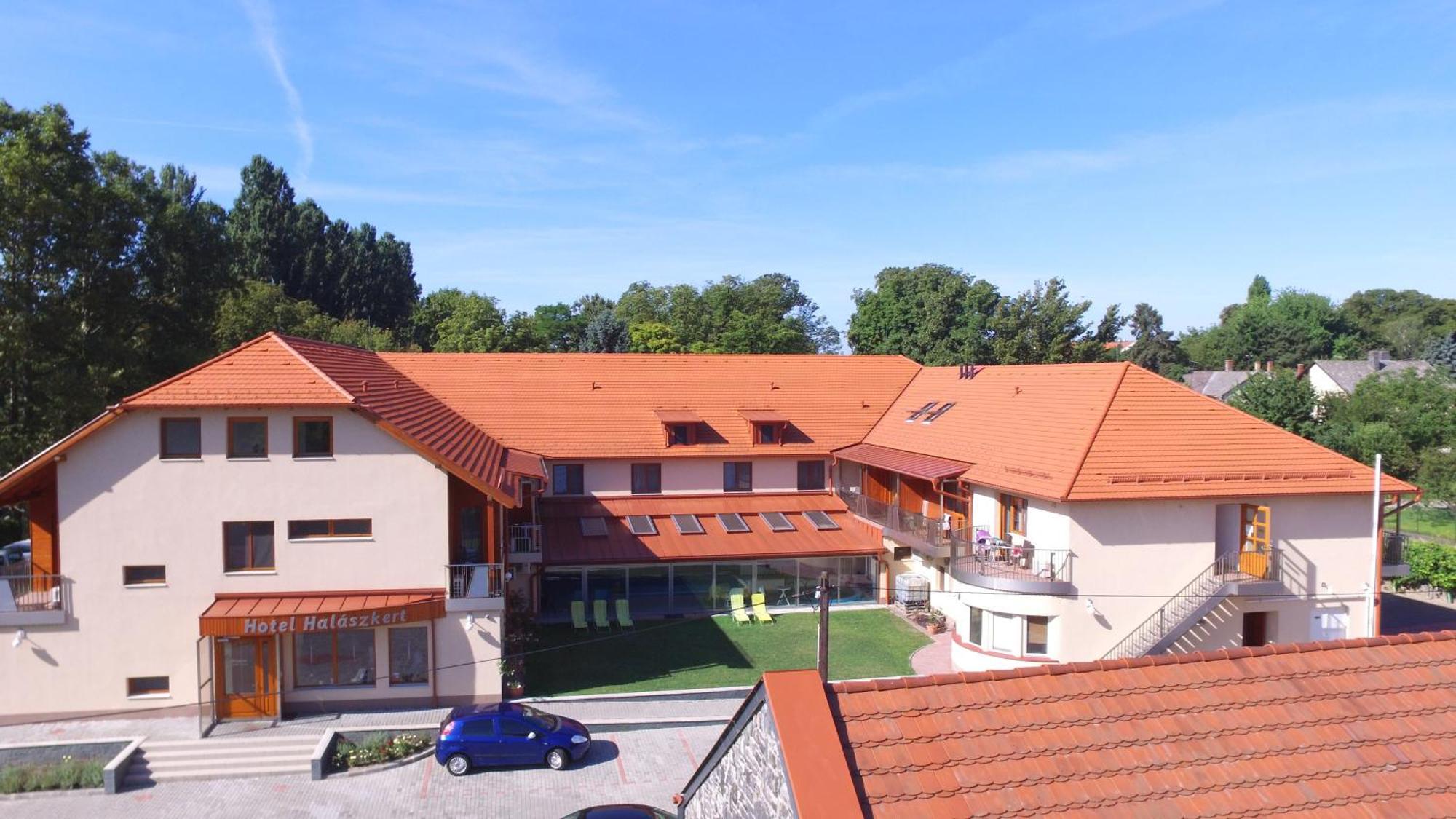 Hotel Halaszkert Badacsony Badacsonytomaj Luaran gambar