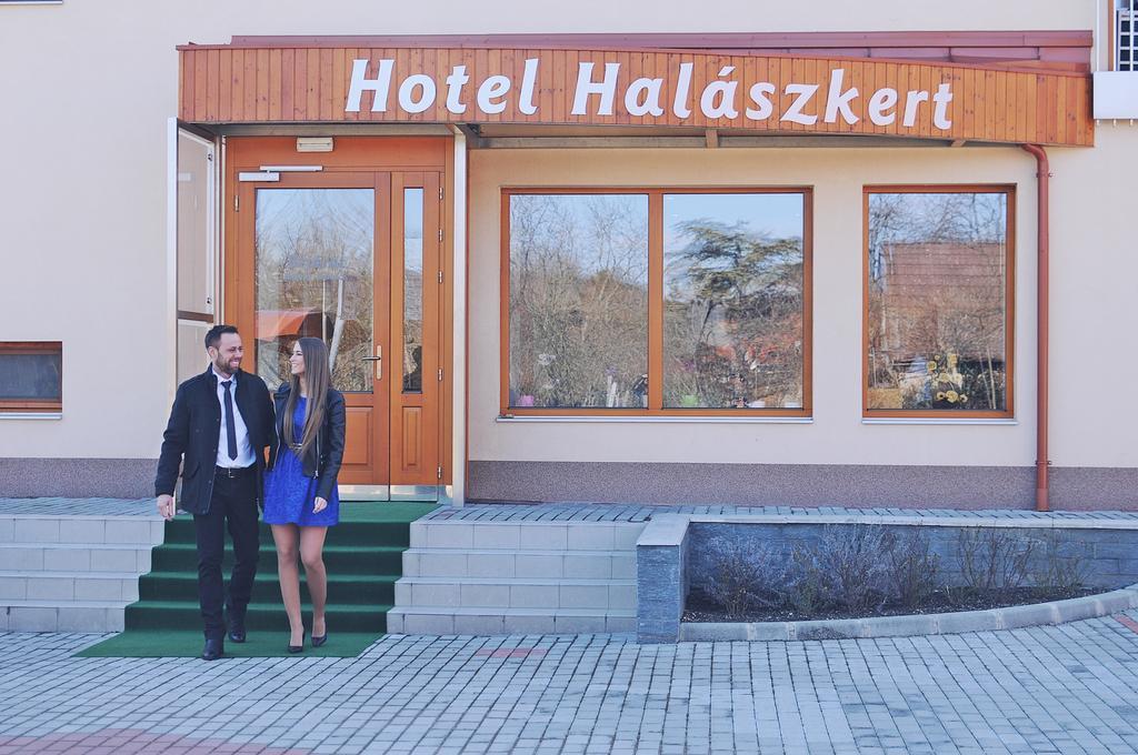 Hotel Halaszkert Badacsony Badacsonytomaj Luaran gambar