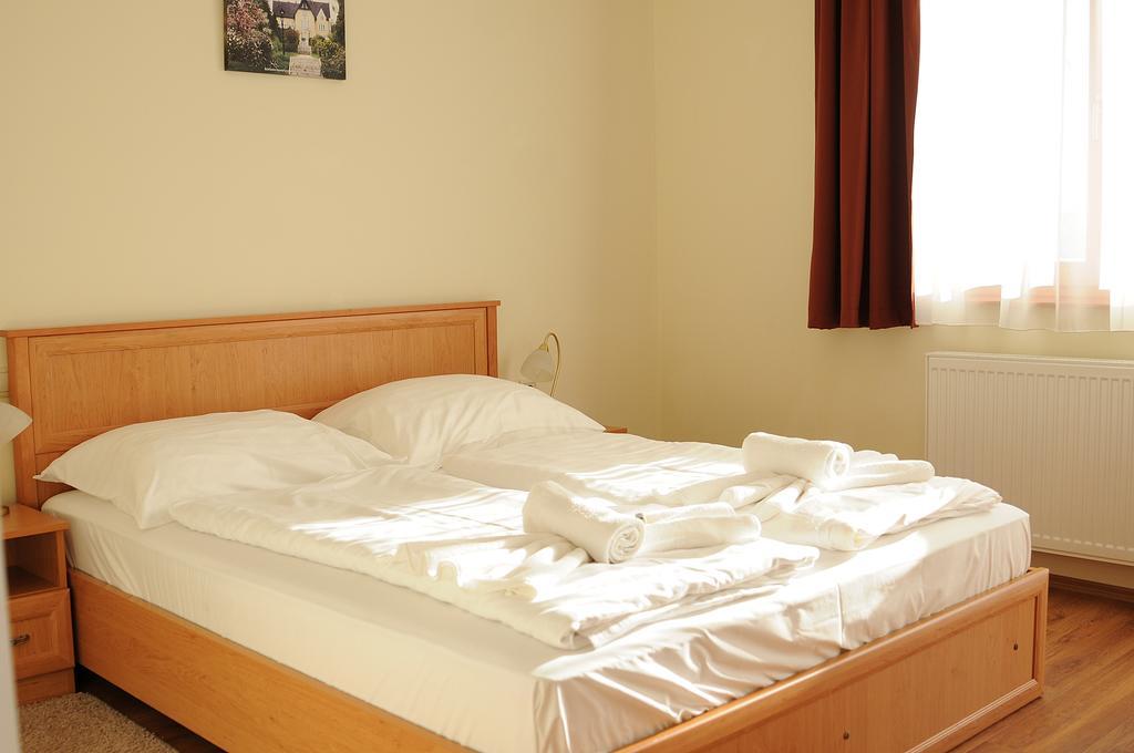 Hotel Halaszkert Badacsony Badacsonytomaj Luaran gambar